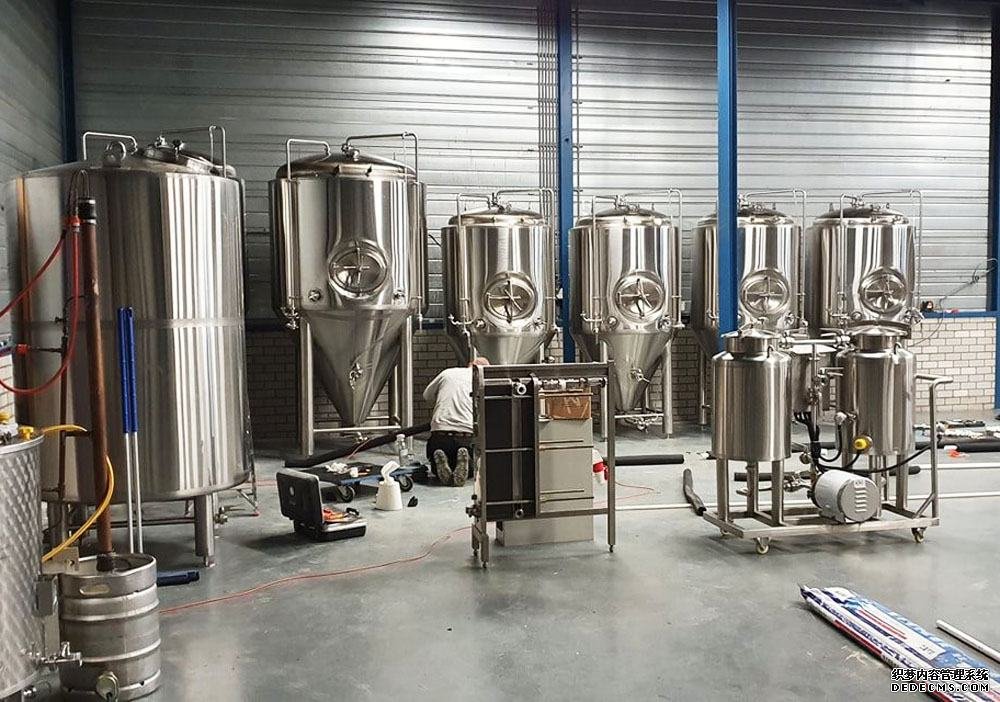 brewery beer brewing equipments,conical stainless steel beer fermenter,commercial brewery equipments for sale,how to start brewery,brewery equipment cost,beer tank,beer bottling machine,beer kegging machine,beer canning machine,craft beer brewing system for sale,brewery tanks,beer brewing equipment,brewery Europe, 1000L brewery equipment